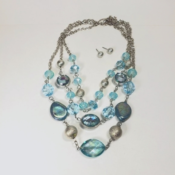 Silver-tone Multi layers Crystal and Beads Necklace With matching Stud Earrings - Picture 3 of 10